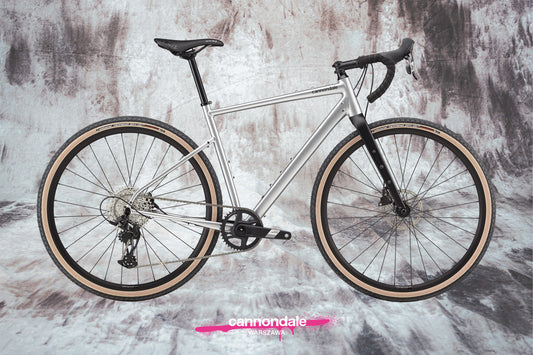 Srebrny gravel Cannondale Topstone Apex 1 Mercury w sklepie w Warszawie