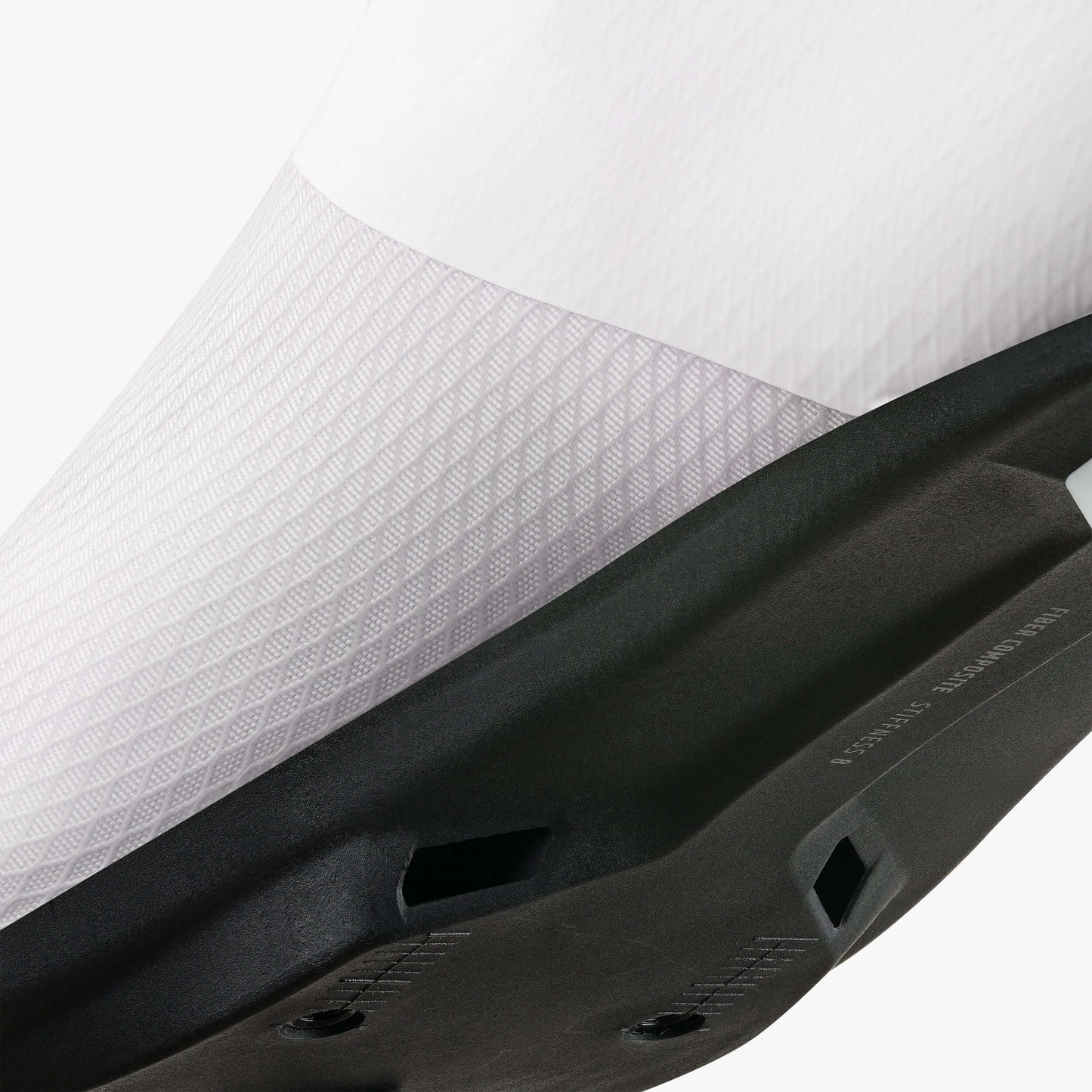 Buty Szosowe FIZIK Tempo Lyra White - detal cholewki i podeszwy w kolorze białym i czarnym