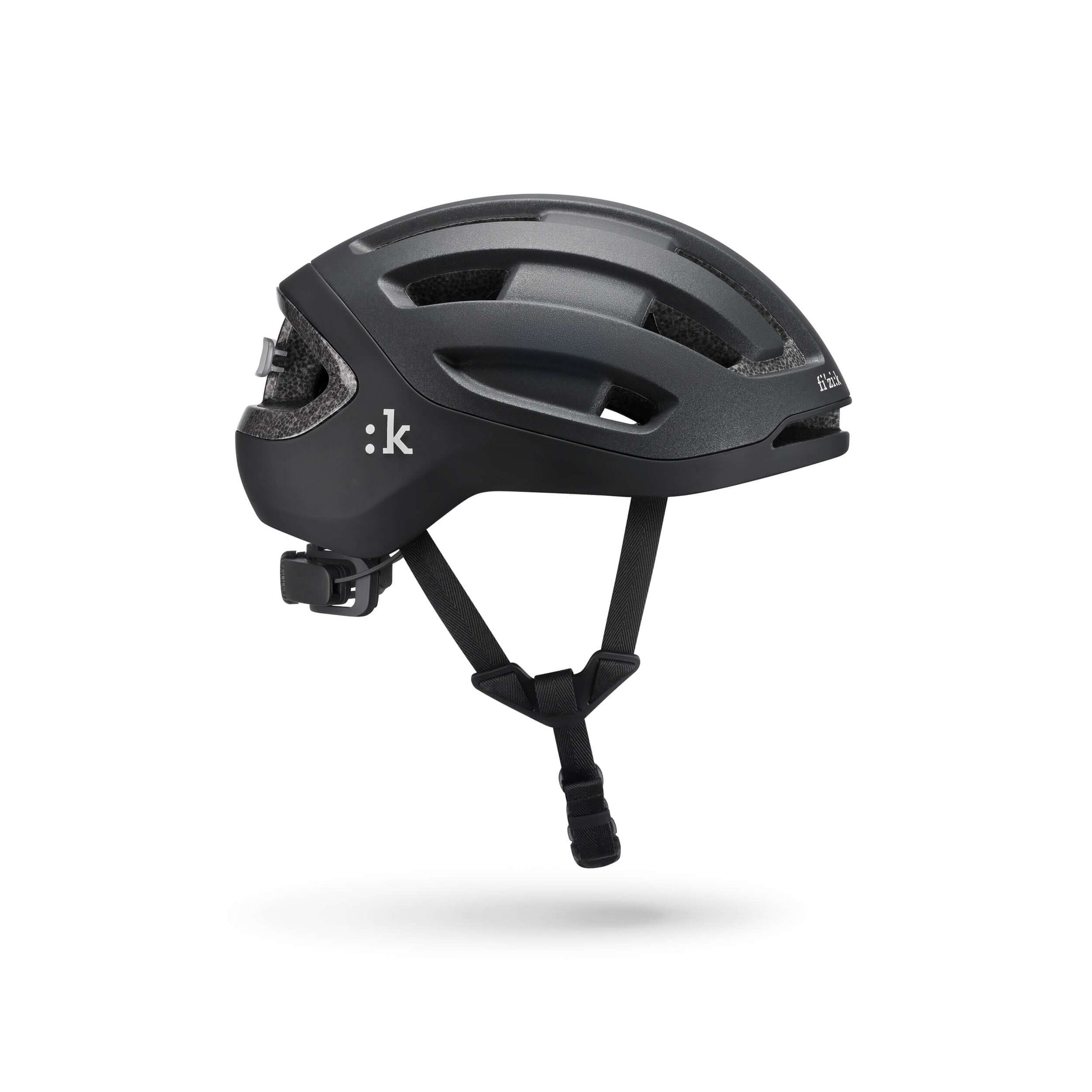 Kask rowerowy FIZIK Kyros Black, aerodynamiczny i bezpieczny kask dla kolarzy, idealny na treningi i wyścigi.