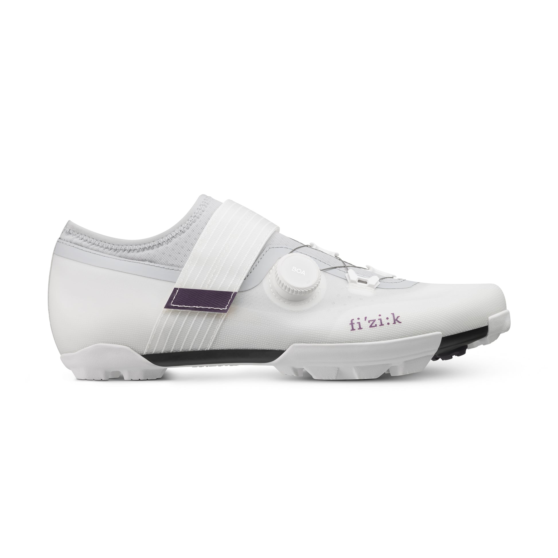 Fizik Vento Ferox 2 Carbon – White / Light Grey cycling shoes with a sleek design and Boa closure system.