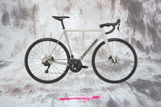 Cannondale CAAD14 3, CAAD14 CHK, aluminiowy rower szosowy Shimano 105, rower szosowy do 11 tysięcy.